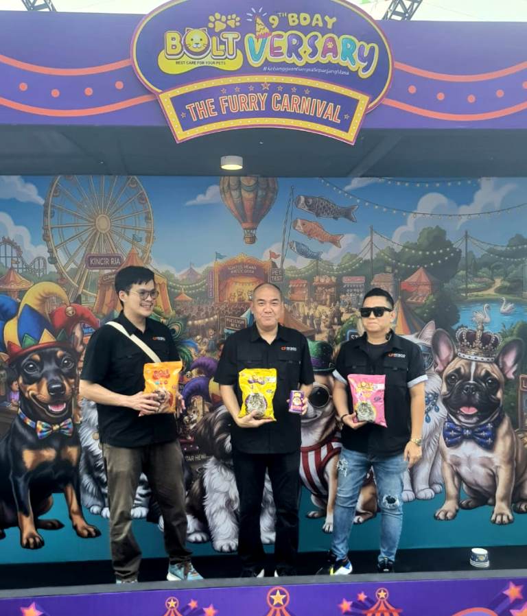 Definisi Hari Minggu Seru! Intip Kemeriahan 9th Boltversary Bareng Boiyen Pesek | Dr. Borat