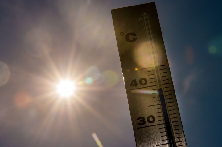 Puncak Suhu Panas Ekstrem di Spanyol Diprediksi Capai 44 Derajat Celcius | Dr. Borat
