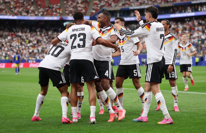 Jerman Hancurkan Curacao, Langsung Puncaki Grup E | Dr. Borat