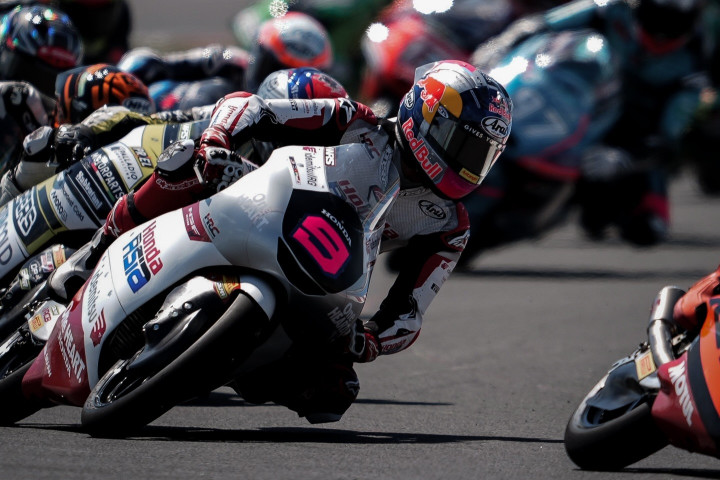 Sempat P2, Lalu Crash di Lap 8 | Dr. Borat
