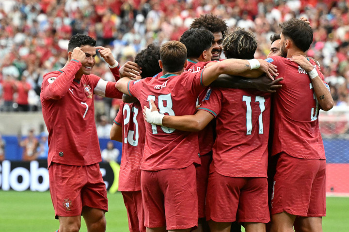 Cristiano Ronaldo Menggila, Selecao das Quinas Unggul Telak | Dr. Borat