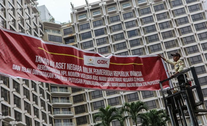 Hotel Sultan Diambil Alih Negara, Bagaimana Nasib Karyawan? | Dr. Borat