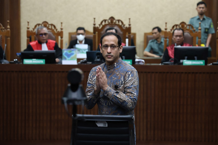 ​Kasus Korupsi Chromebook, Nadiem Makarim Dijatuhi Hukuman 10 Tahun Penjara | Dr. Borat