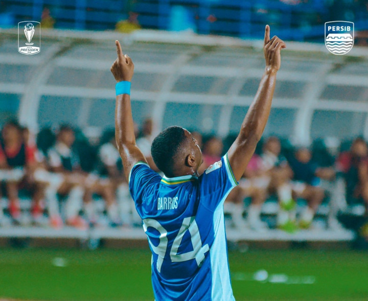 Gol Tunggal Barros Bawa Maung Bandung Unggul | Dr. Borat