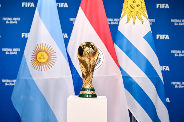 Presiden CONMEBOL Umumkan Piala Dunia 2030 Akan Diikuti 64 Tim | Dr. Borat