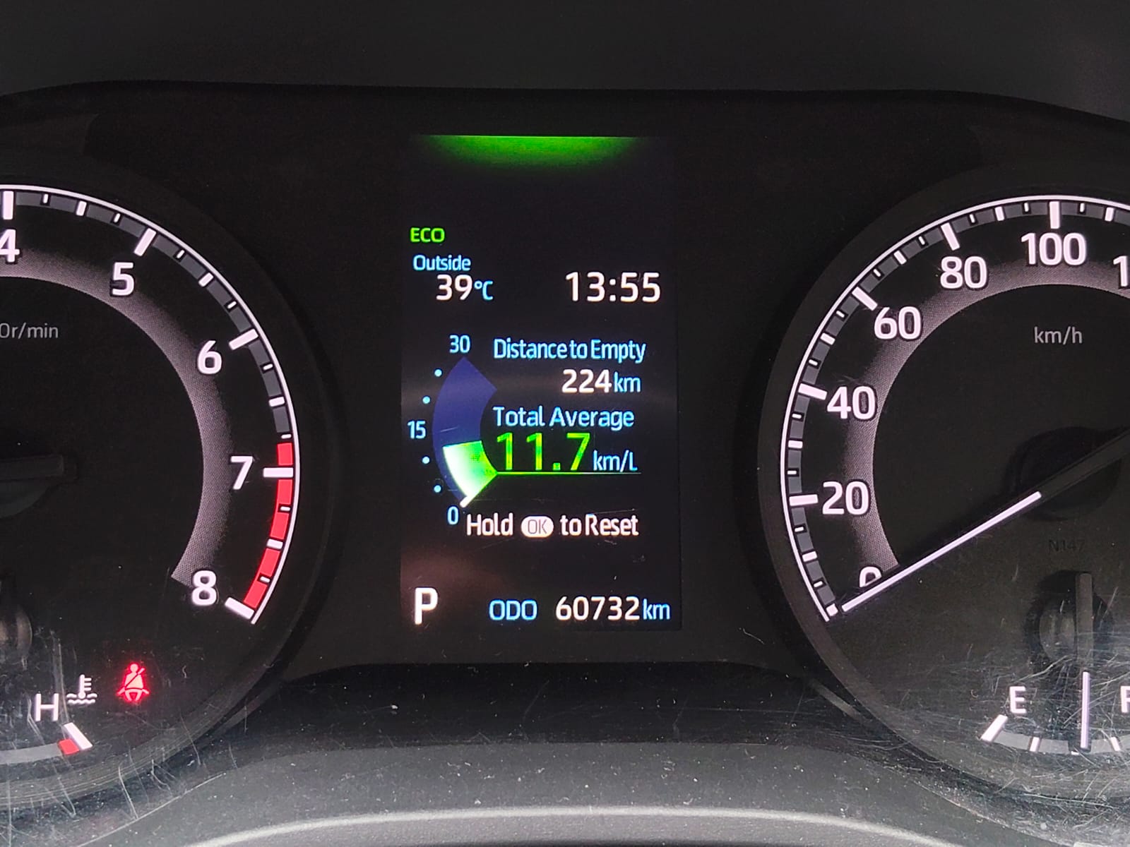 Cek Konsumsi Bensin Toyota Kijang Innova Zenix Non Hybrid, Boros atau Irit? | Dr. Borat