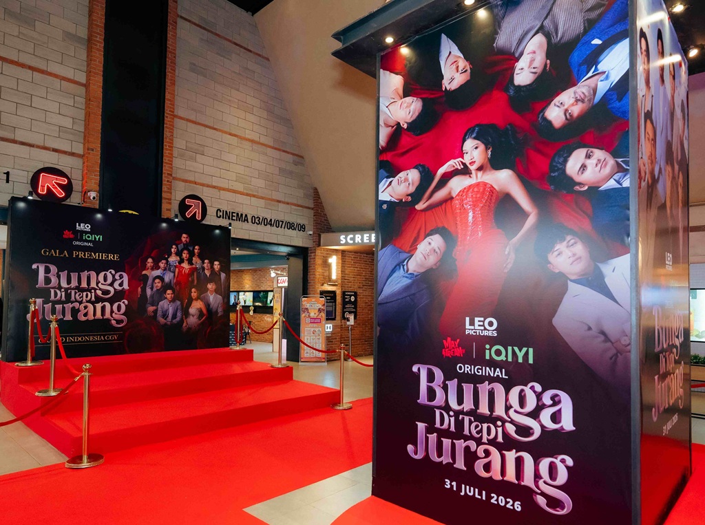 ​MAXStream TV dan iQIYI Perkuat Kolaborasi, Hadirkan Original Series Bunga di Tepi Jurang | Dr. Borat