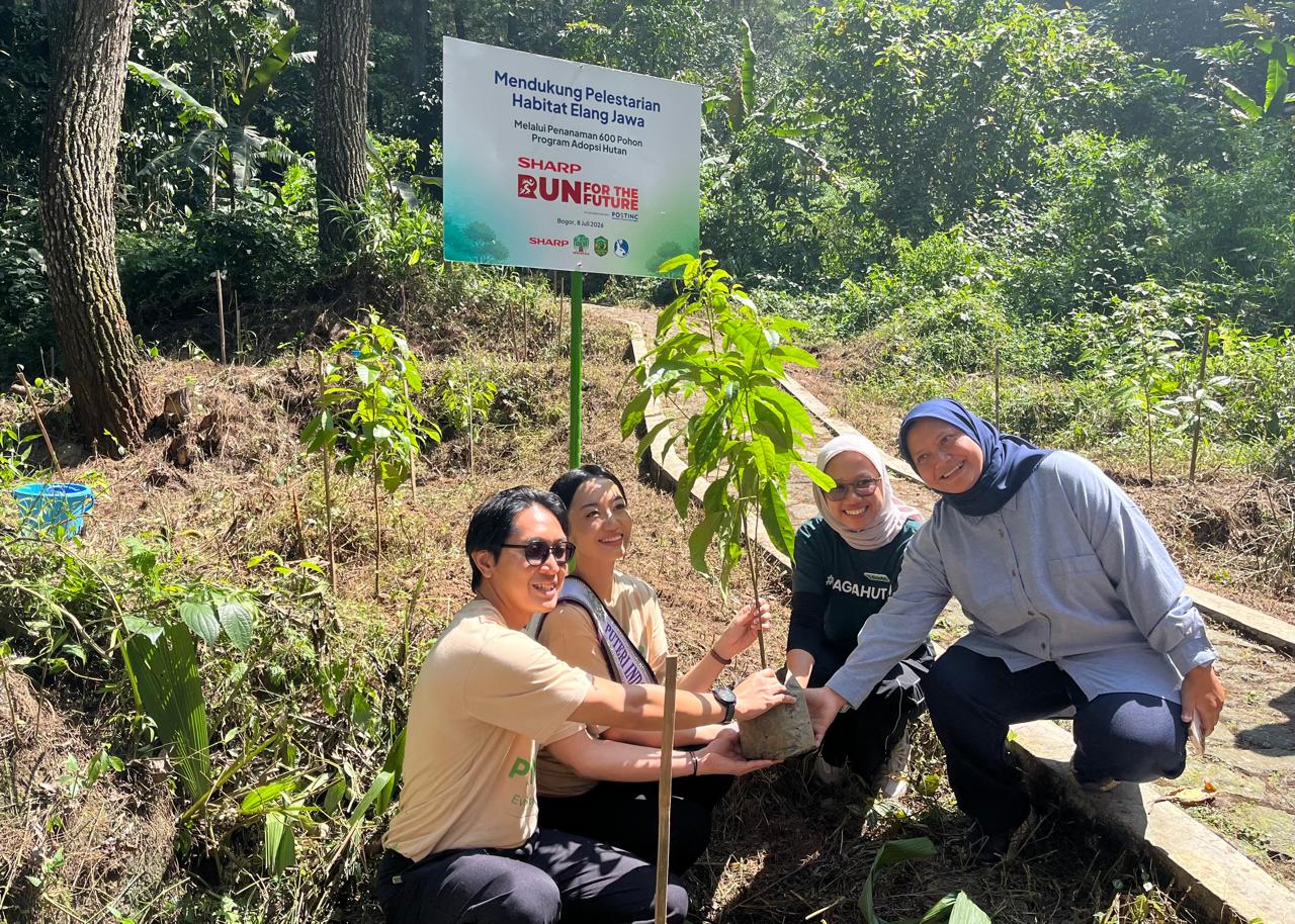 Dukung Pelestarian Lingkungan, Sharp Tanam 600 Pohon Rasamala di Pusat Suaka Satwa Elang Jawa | Dr. Borat