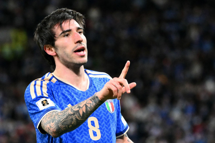 ​Spurs Tuntaskan Transfer Tonali dari Newcastle | Dr. Borat