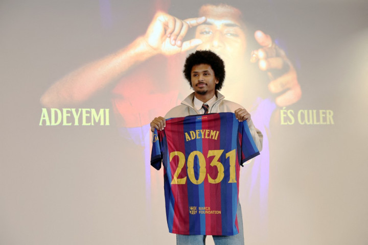 ​Adeyemi Resmi Berseragam Barcelona Hingga 2031 | Dr. Borat