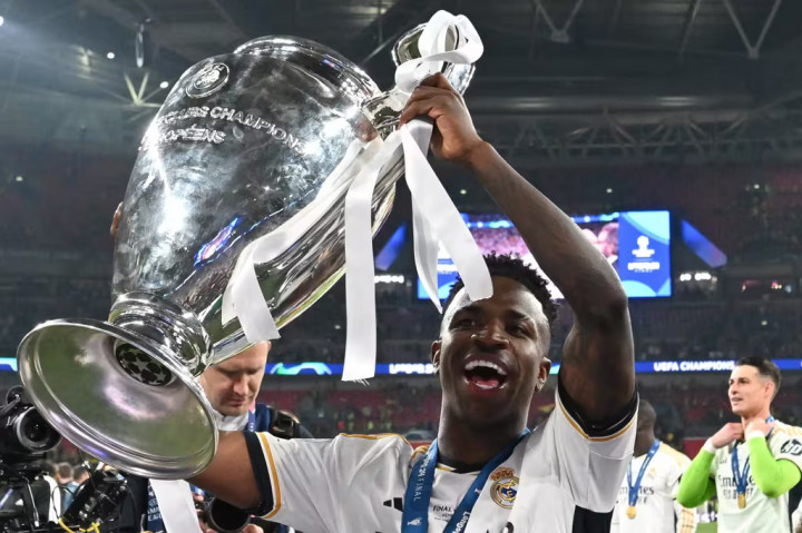 Vinicius Junior Masuk Daftar Buruan Arsenal, Real Madrid Mulai Waspada | Dr. Borat