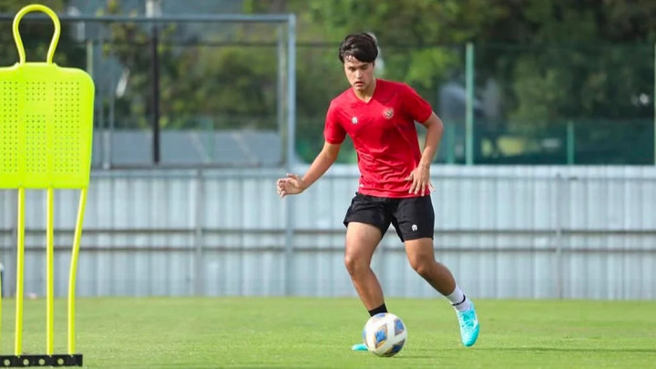 Madura United Rekrut Brandon Scheunemann untuk Perkuat Lini Belakang | Dr. Borat