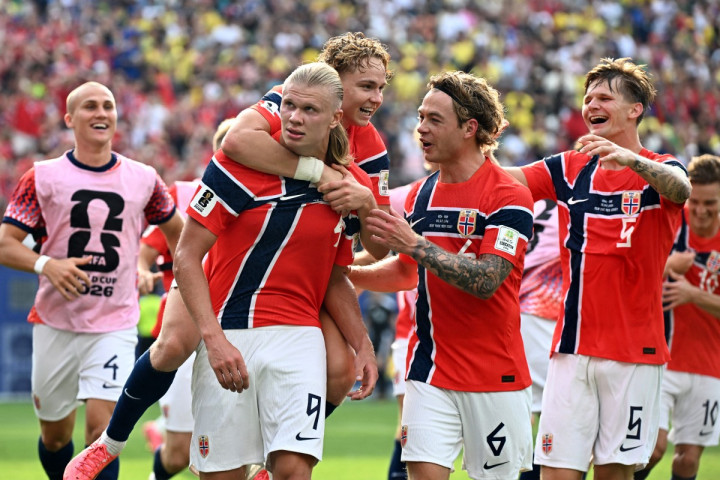 Brace Haaland Antar Norwegia ke Perempat Final untuk Pertama Kalinya | Dr. Borat