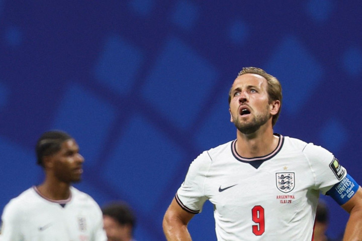 Donald Trump Ikut Soroti Kekalahan Inggris, Sebut Thomas Tuchel Salah Gunakan Harry Kane | Dr. Borat